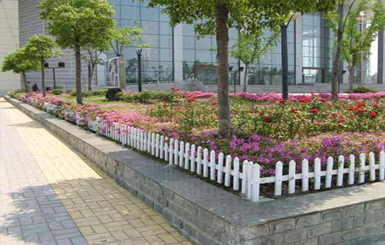 花壇<a href=http://www.recherchecamping.com target=_blank class=infotextkey>圍欄</a>